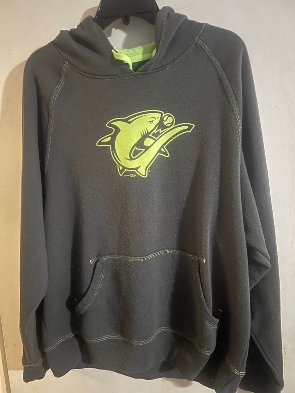 Clearwater Threshers Hoodie Sweatshirt , Size Large , Phillies Minor League Team